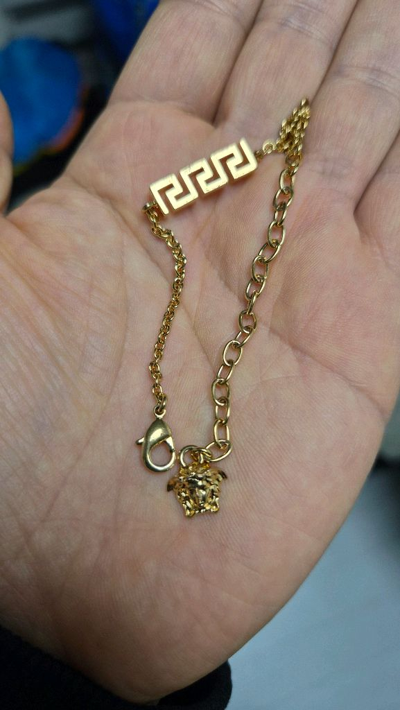 베르사체 메두사 참 팔찌--3