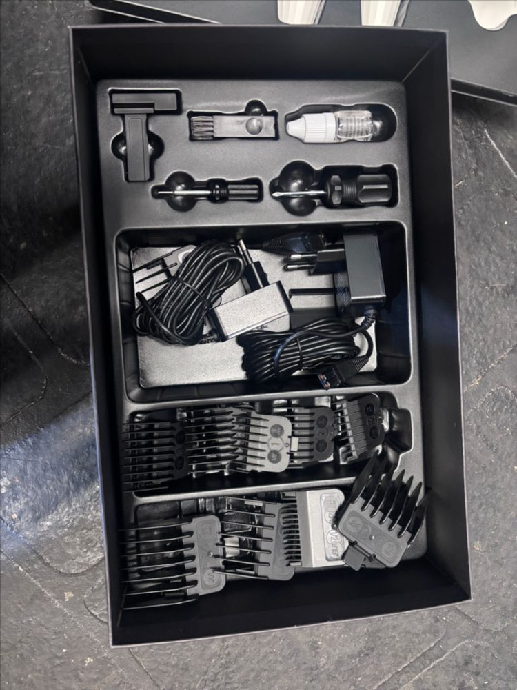 전문가용 바리깡 세트 이미지