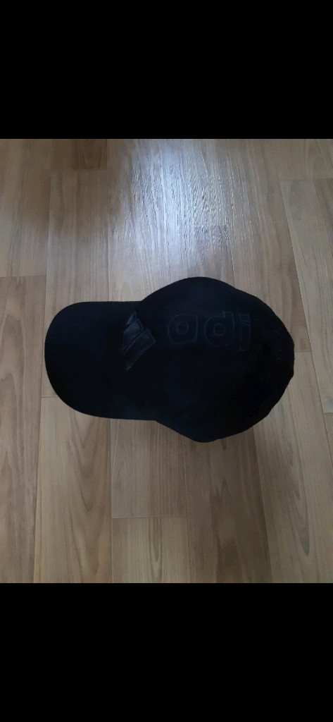 아디다스 스웨이드 볼캡 매장정품--1