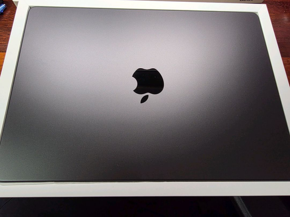 맥북 프로 M5 14인치 32GB 2TB--1