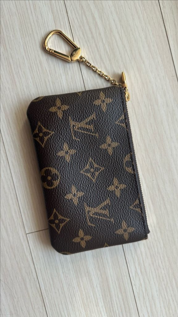 루이비통 키파우치s--1