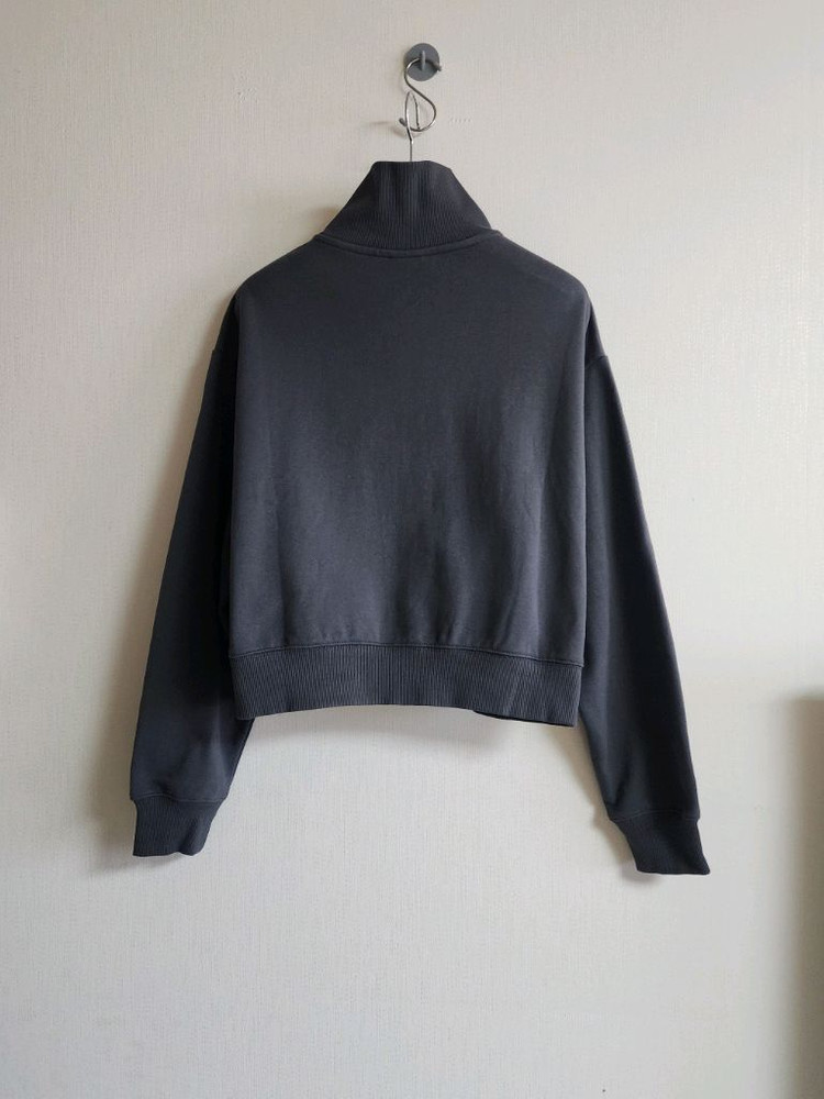 뉴발란스 여성 에슬레틱 세미크롭 반집업 맨투맨 NBNCD4S032--2