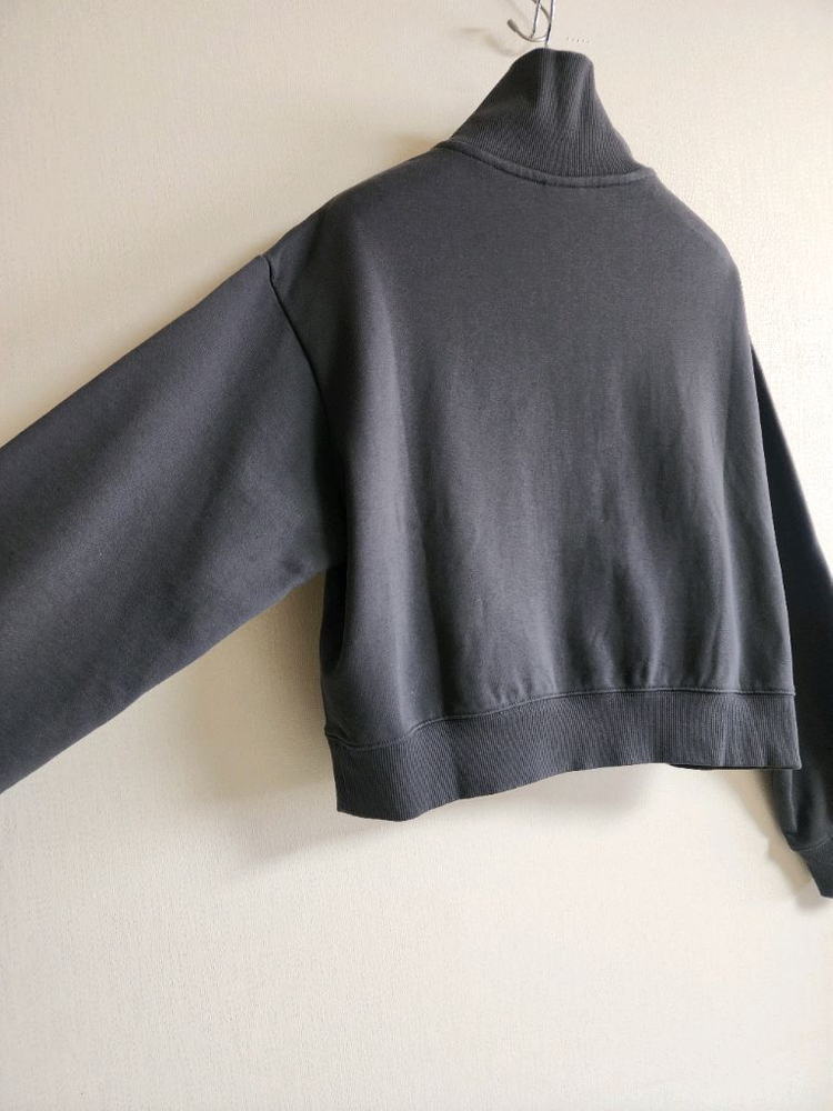 뉴발란스 여성 에슬레틱 세미크롭 반집업 맨투맨 NBNCD4S032--3