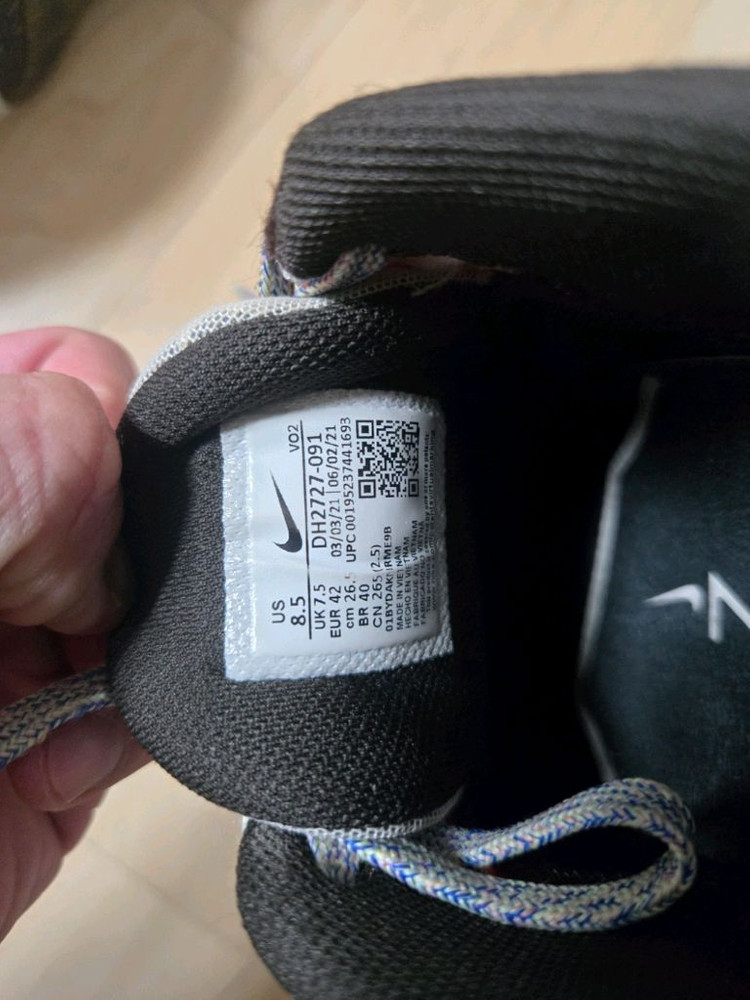나이키 메트콘7 MFS 그레이 라이트본 265사이즈 팝니다 이미지