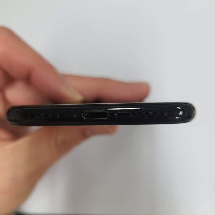 아이폰7 128GB 제트블랙 A급 중고폰 배터리90% IOS 15.2 레트로 감성 인스타 사진폰 210158--4