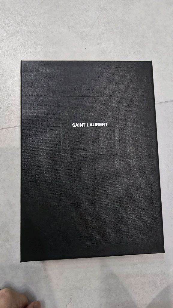 생로랑 모노그램 엔벨로프 체인 숄더백 WOC 블랙 금장--3