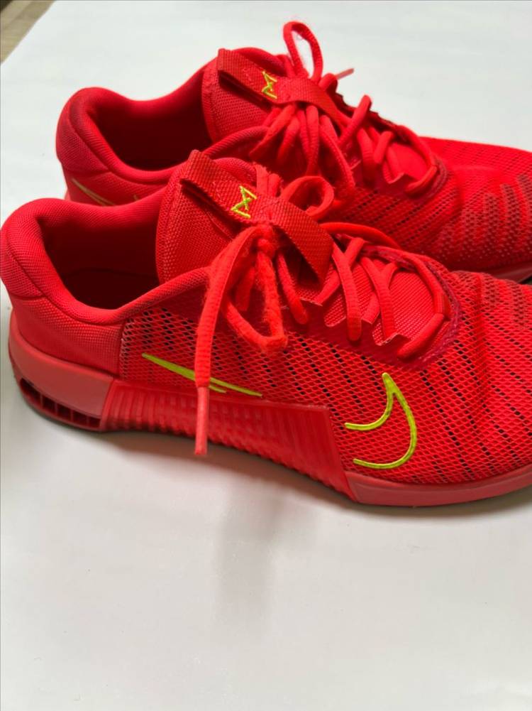 나이키 메트콘9 285--3