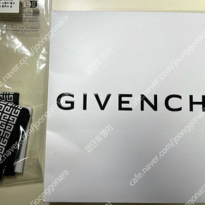 지방시 실크 스카프 새상품