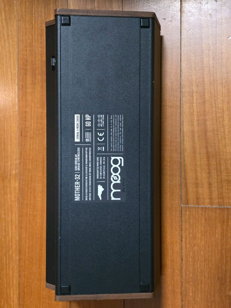 moog mother 32 아날로그 신디사이저--2