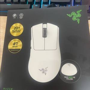 레이저 데스에더 v4 pro 데브사 판매합니다