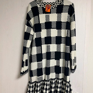 럭키슈에뜨 니트 원피스