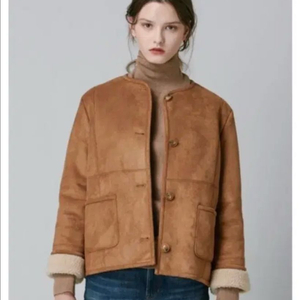 르(Le) 숏 무스탕 자켓 양털 뽀글 라운드 노카라 시어링 부클 코트