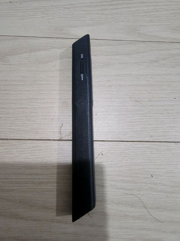 팬웨스트 PAN1000 무선 프리젠테이션 리모컨--2