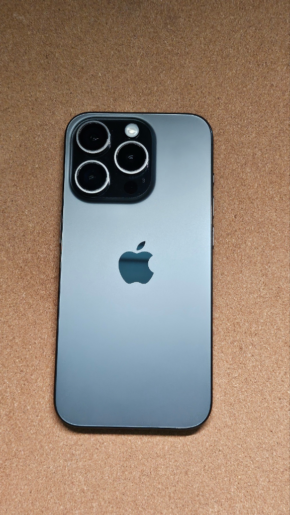 아이폰 15프로 블랙 128G 베터리성능 80% +케이스티파이 신지모루--1
