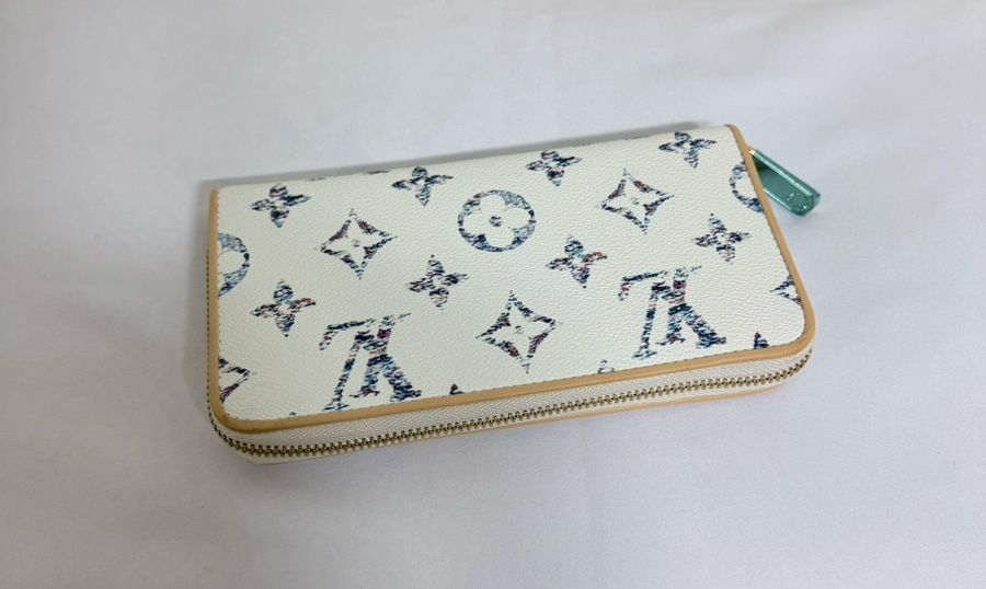 새상품> 장지갑 정리 합니다--8