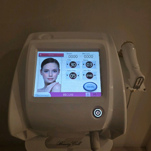 써마지고주파 와 프릭셀 사용 피부관리기 리큐어 이미지