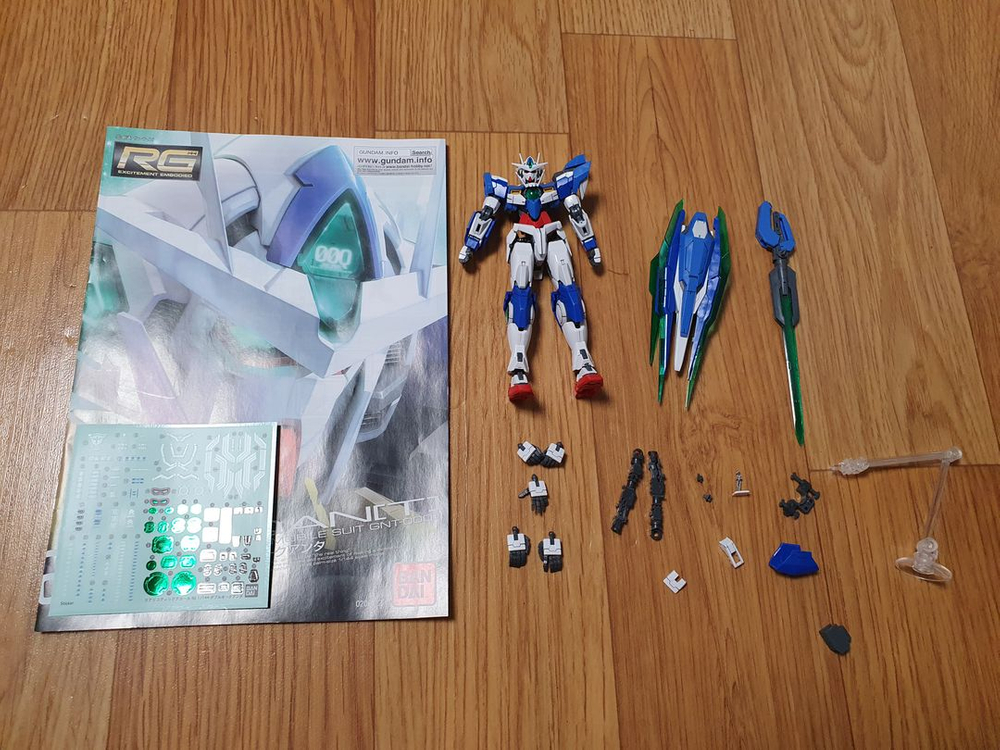hg 퍼스트+rg 갓건담+더블오 퀀터+액션베이스5 일괄 건담,건프라--2
