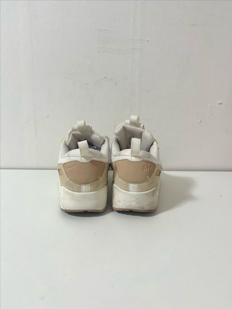 235 나이키 에어맥스90 퓨츄라 운동화 이미지