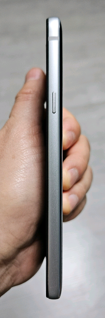 LG Q6(X600) 블루 32GB 싸게 팝니다.--4