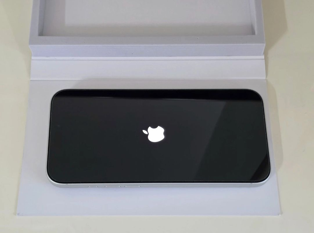 아이폰 17 프로 맥스 실버 북미판 카메라 무음 256 미개봉급 싸게 팝니다--3