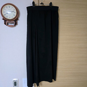 구호(KUHO) 비대칭 와이드 팬츠 (짝바지)