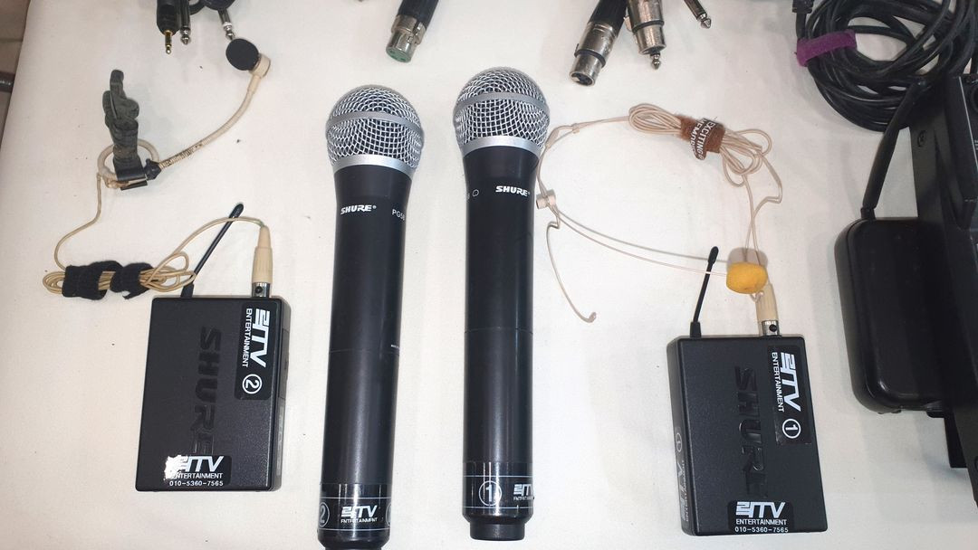 슈어 무선 마이크 SVX 88 X7 PG58 핸드2채널 바디팩 2패널 베링거 믹서 6채널 세트 ->가격다운--1