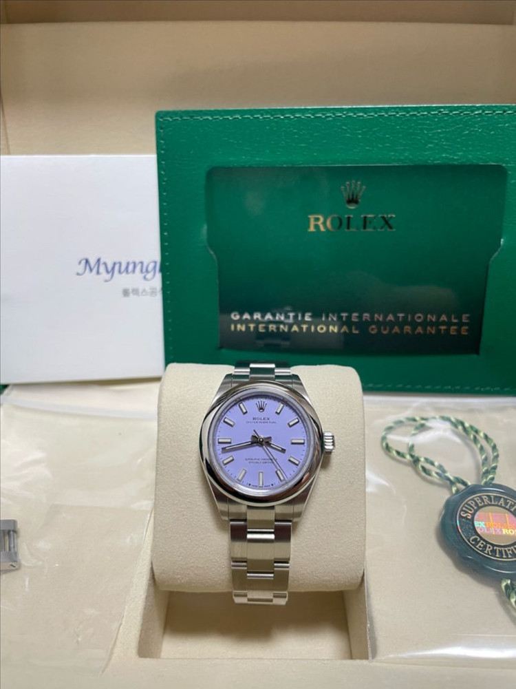새상품 선물용 롤렉스 276200 오피28 라벤더판 판매합니다~~--2
