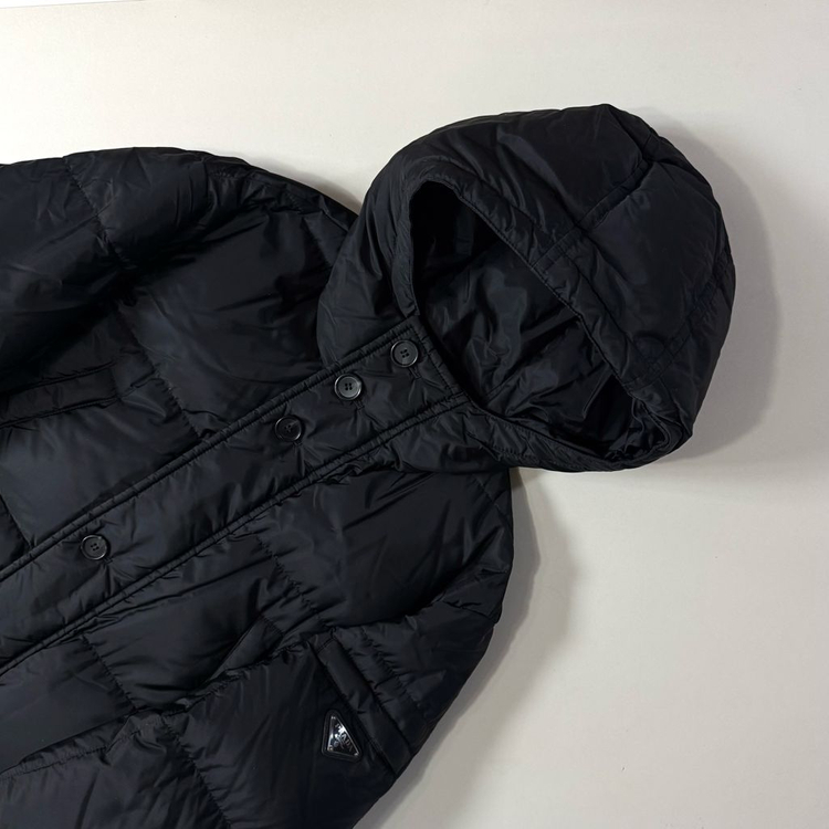 [M/당일출고]프라다 삼각로고 롱패딩--1