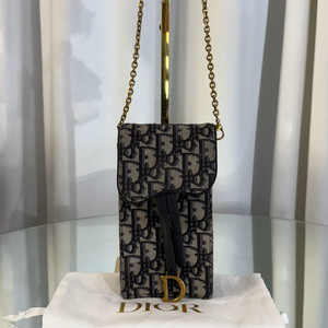 디올 오블리크 새들 버티컬 크로스백