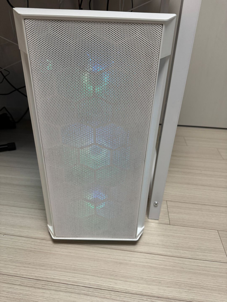 i7 - 14700KF / RTX 4060Ti 화이트 데스크탑 본체 판매합니다--0