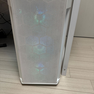 i7 - 14700KF / RTX 4060Ti 화이트 데스크탑 본체 판매합니다