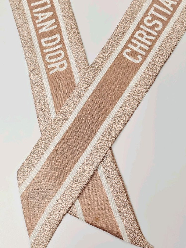 디올 오블리크 미차 스카프 로즈데벙 이미지