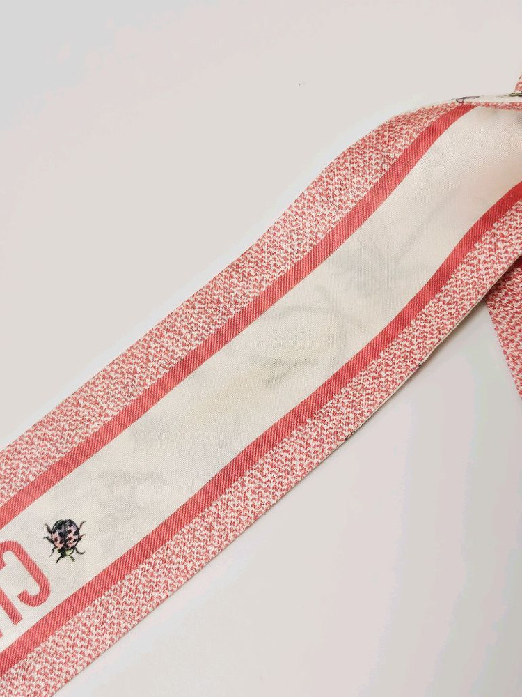 디올 미차 스카프 이미지