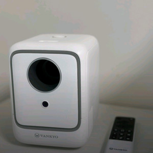 반쿄 빔프로젝터+리모컨 자체ott사용가능