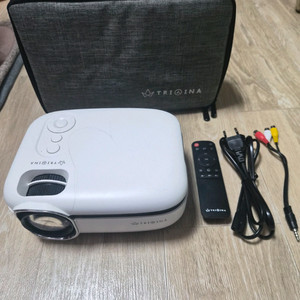 트리아이나 LP852 HD 빔프로젝터 전용가방포함