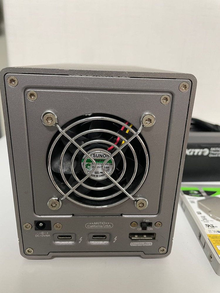 AKiTiO Thunder3 Quad mini 썬더볼트3 SSD 2TB 4TB 작업용 스토리지 (M4 맥미니 추천)--1