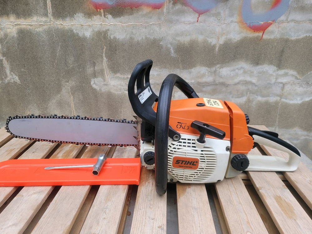 스틸 024 엔진톱--1