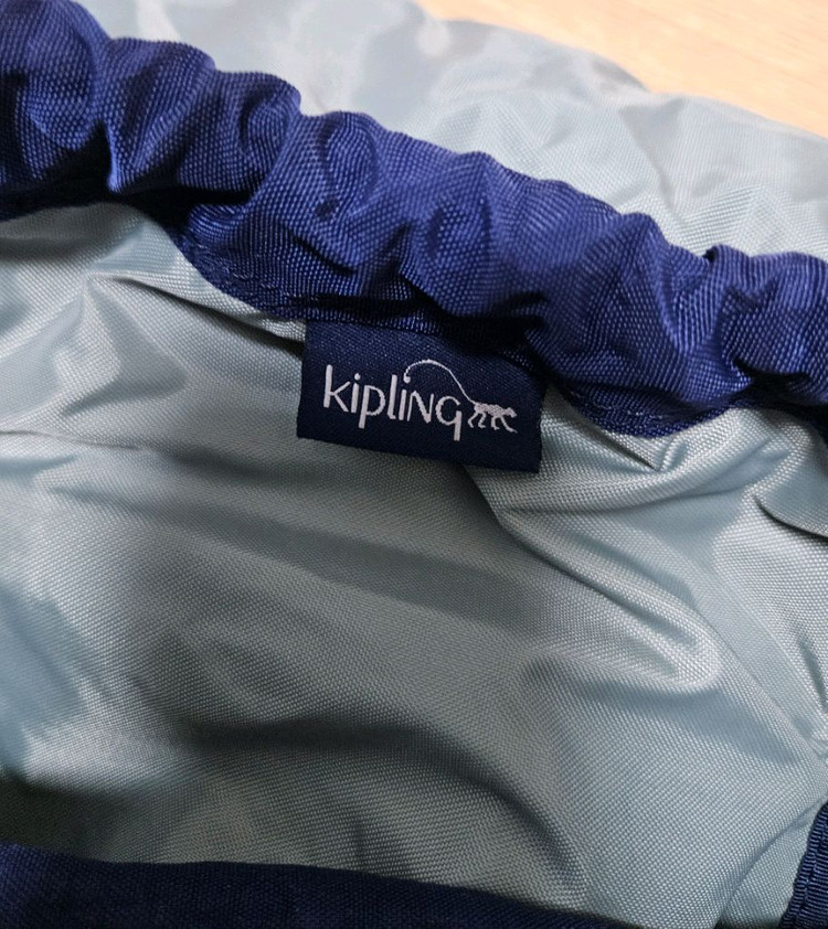 새상품 키플링 Honeybee Indi 백팩 (원숭이 키링-블랙라벨 포함) 택포33000--2