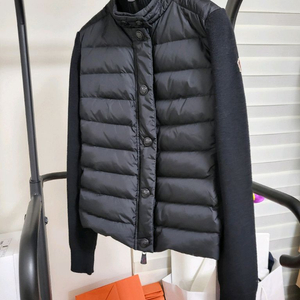22FW 몽클레어 여성 니트패딩 s