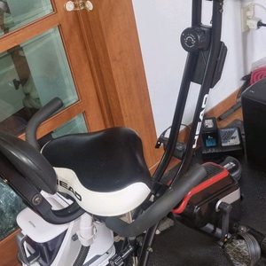 HEAD 헤드 실내 자전거