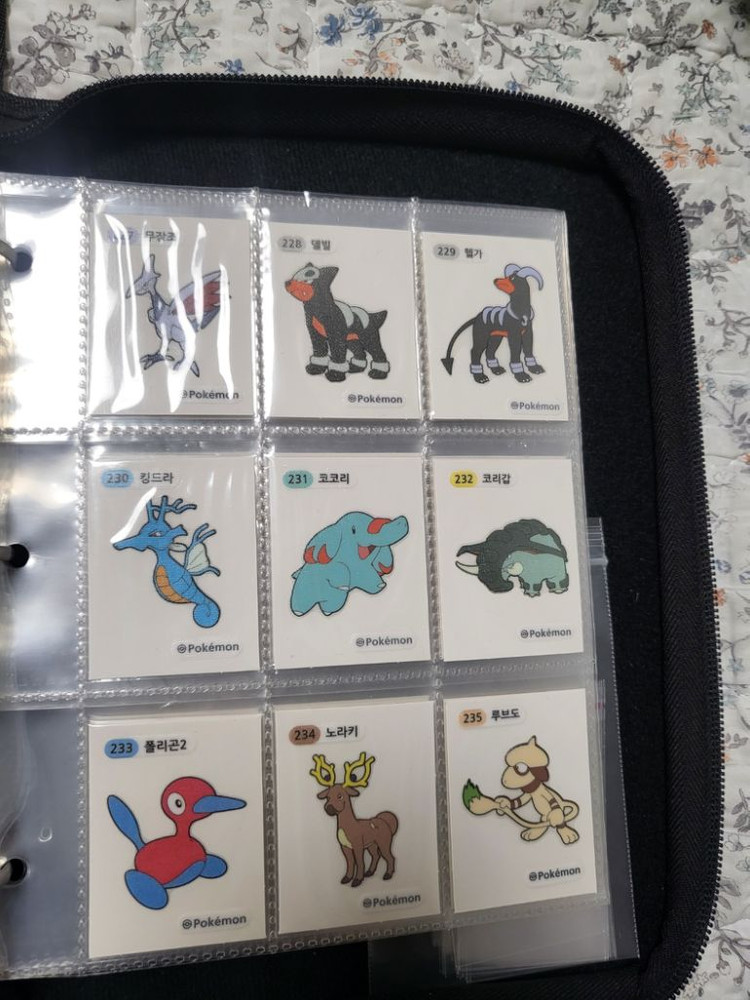 포켓몬 띠부씰 2세대 전체 팝니다(띠부북 포함) 이미지