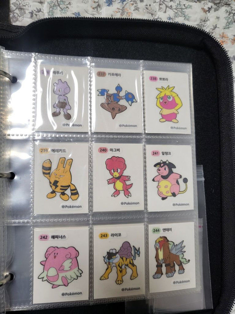 포켓몬 띠부씰 2세대 전체 팝니다(띠부북 포함) 이미지