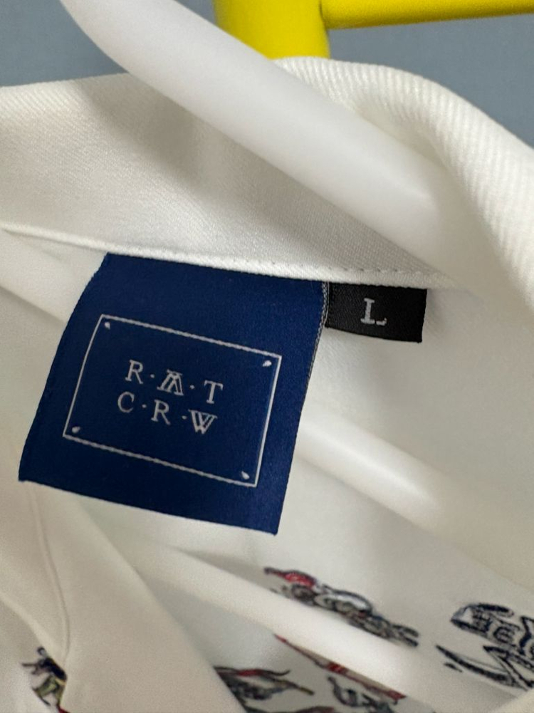 로맨틱크라운 쌍검대무 스베니어 셔츠 이미지