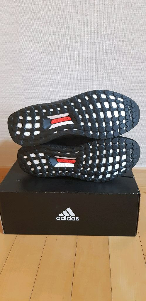 아디다스 울트라부스트 스웨이드블랙 새상품--6