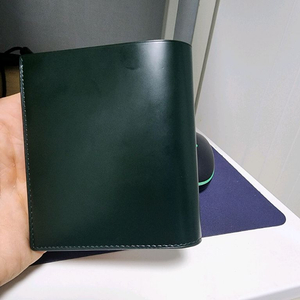 코도반 말가죽 지갑 팝니다