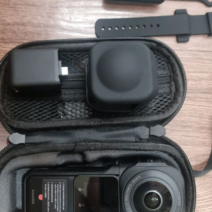 인스타360 one rs 360도 카메라,마이크등 풀셋 이미지