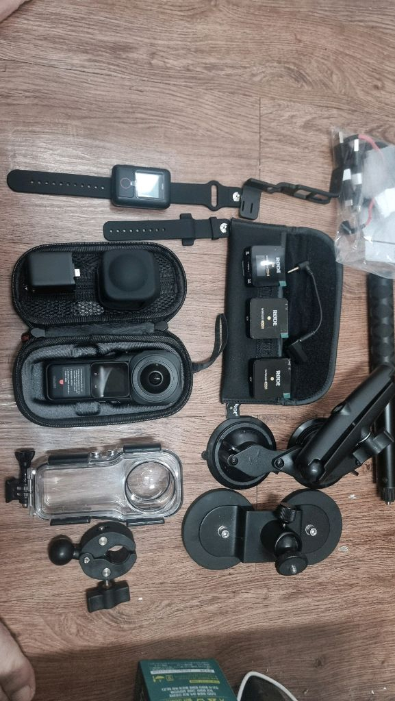 인스타360 one rs 360도 카메라,마이크등 풀셋 이미지