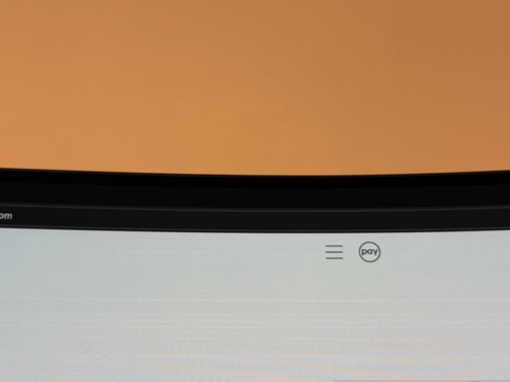 LG전자 올레드 4K OLED evo Flex 42LX3QKNA 최고급 게이밍 모니터 팝니다.--2