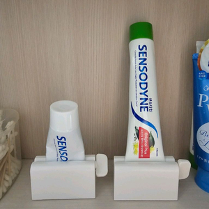 심플 화이트 치약짜개 스탠드 2개 + 노란색 화장품짜개 1개