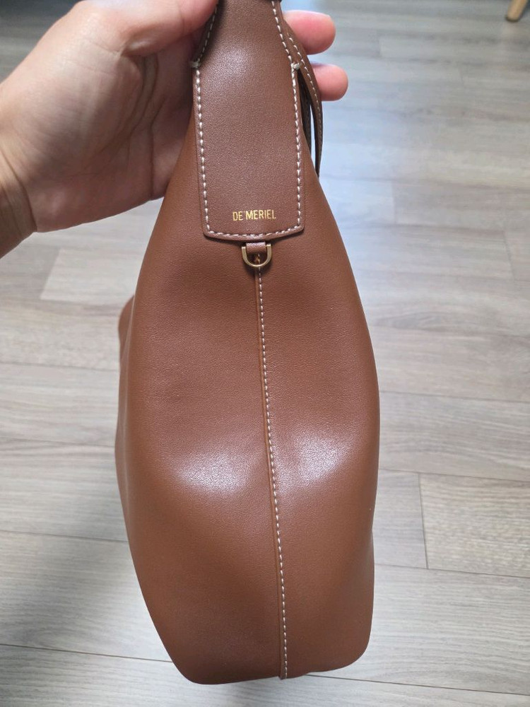 드메리엘 베네타 호보백 미디엄 가방 이미지